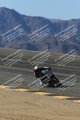 media/Mar-21-2025-CVMA Friday Practice (Fri) [[30cd4fe323]]/3-Racer 2/Session 2 (Bowl)/